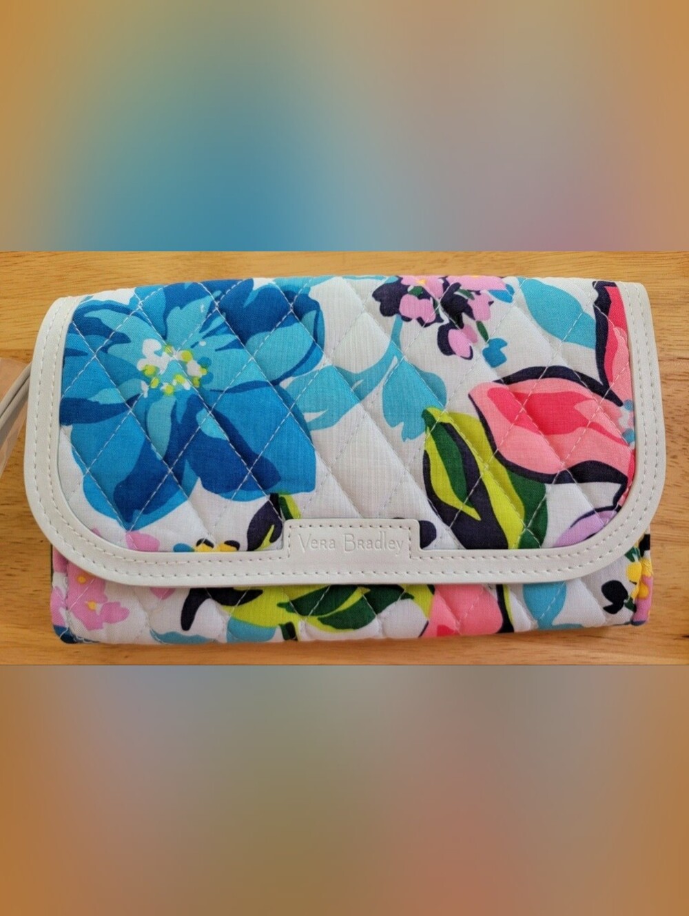 NEW Vera Bradley Trimmed Wristlet Wallet Marian Floral NWT